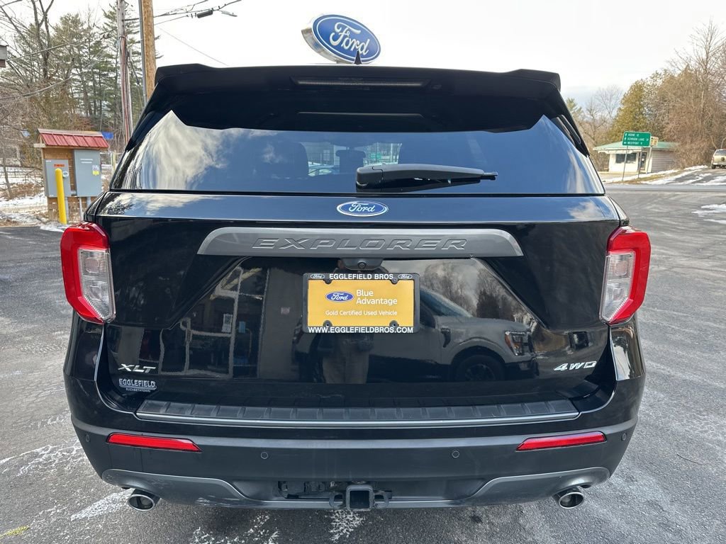 Certified 2023 Ford Explorer XLT w/ Equipment Group 202A image 5