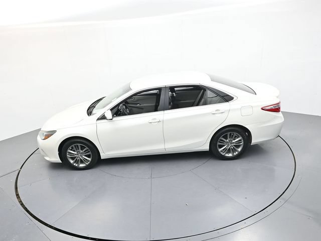 Used 2017 Toyota Camry SE FWD image 37
