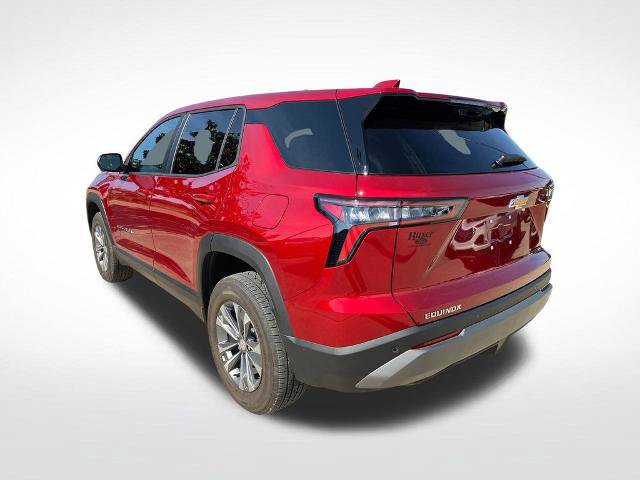 Used 2026 Chevrolet Equinox LT w/ Safety and Technology Package FWD image 3