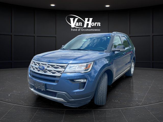 Certified 2018 Ford Explorer XLT w/ Equipment Group 202A AWD/4WD image 7