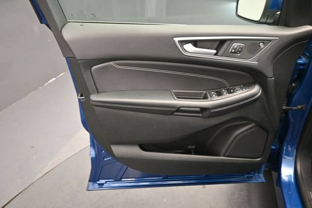 Certified 2024 Ford Edge Titanium w/ Equipment Group 301A AWD/4WD image 20