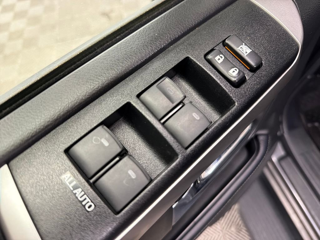 Used 2021 Toyota 4Runner SR5 RWD image 17