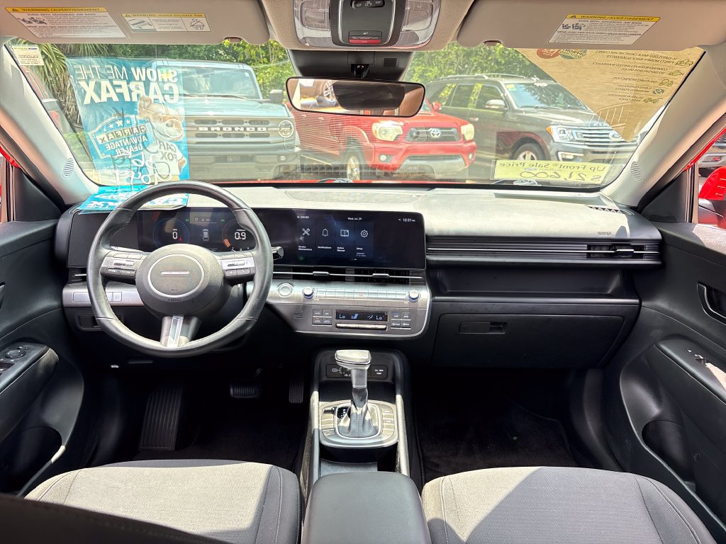 Used 2024 Hyundai Kona SEL FWD image 7