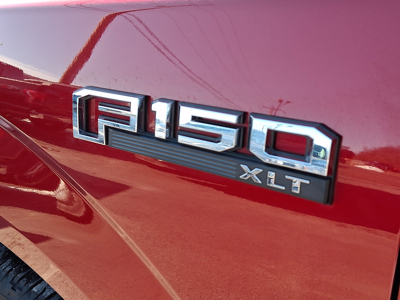 Certified 2017 Ford F150 XLT w/ Equipment Group 302A Luxury image 31