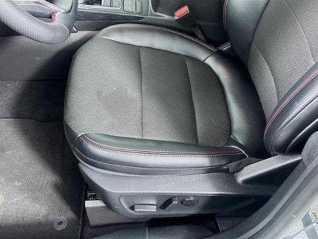 Certified 2025 Ford Escape ST-Line AWD/4WD image 18