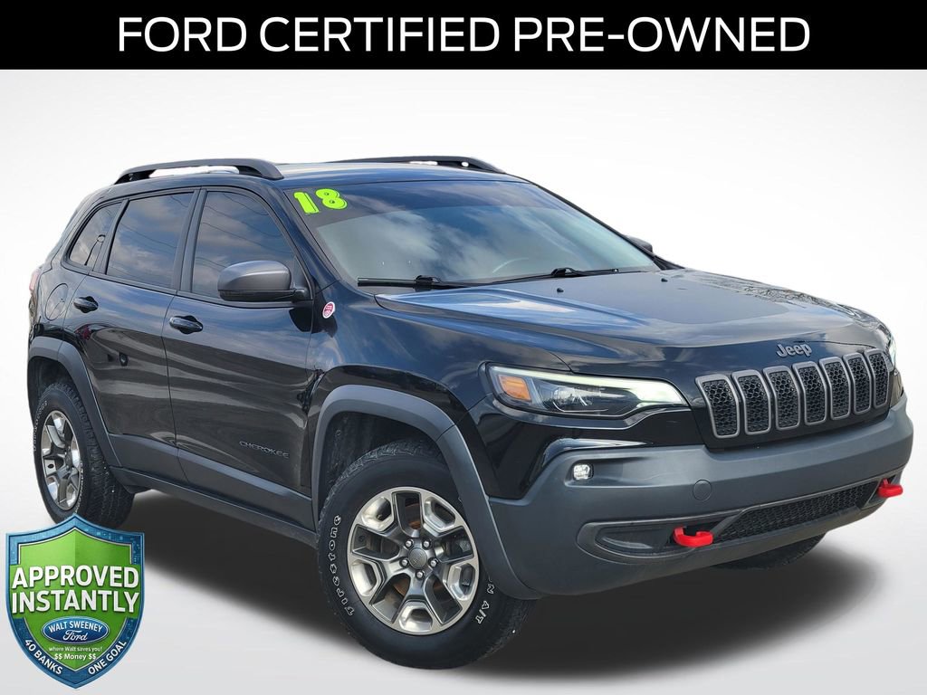 Used 2019 Jeep Cherokee Trailhawk image 1
