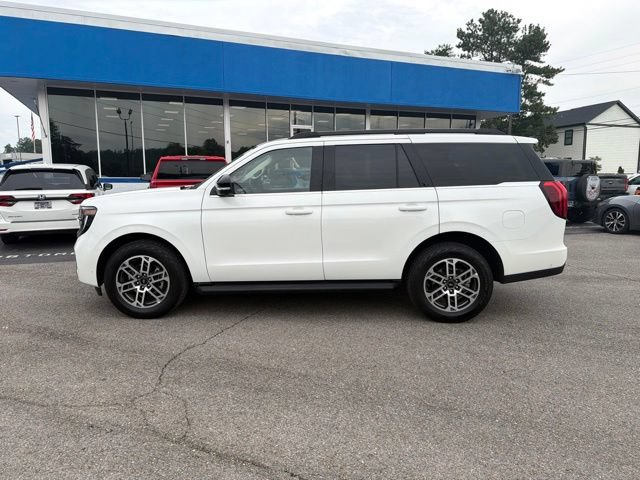 Certified 2025 Ford Expedition Active AWD/4WD image 14