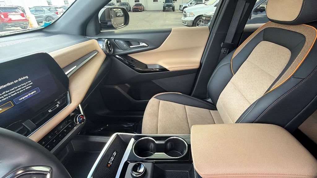Used 2026 Chevrolet Equinox ACTIV FWD image 20