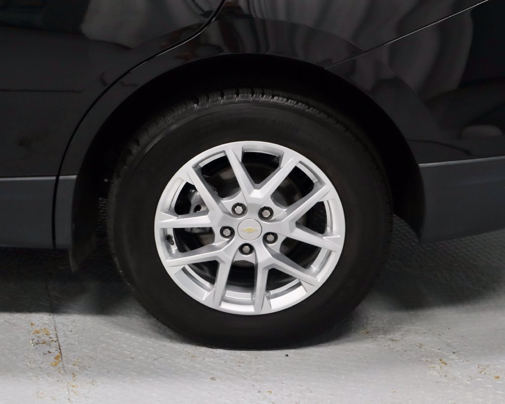 Used 2022 Chevrolet Equinox LT AWD/4WD image 17