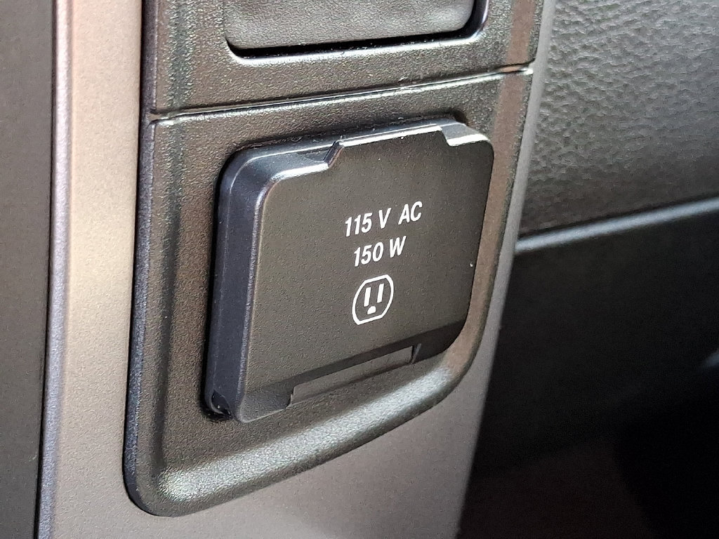 Used 2022 RAM 1500 Warlock RWD image 23