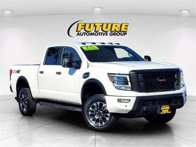 Used 2021 Nissan Titan PRO-4X w/ Pro-4x Convenience Package image 7