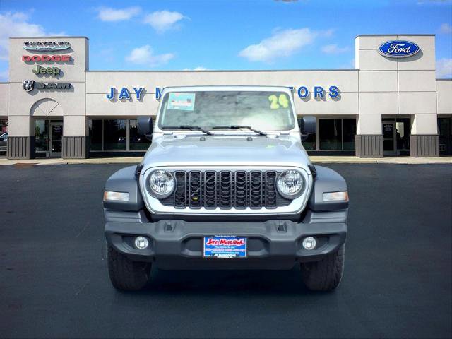 Used 2024 Jeep Wrangler Unlimited Sport AWD/4WD image 7