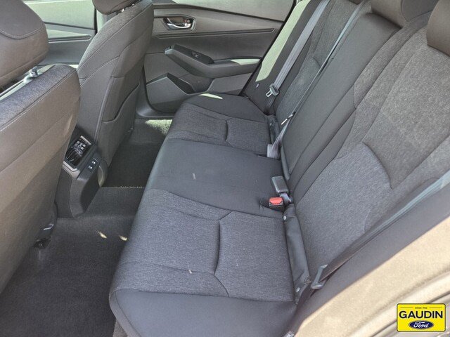 Used 2025 Honda Accord SE image 12
