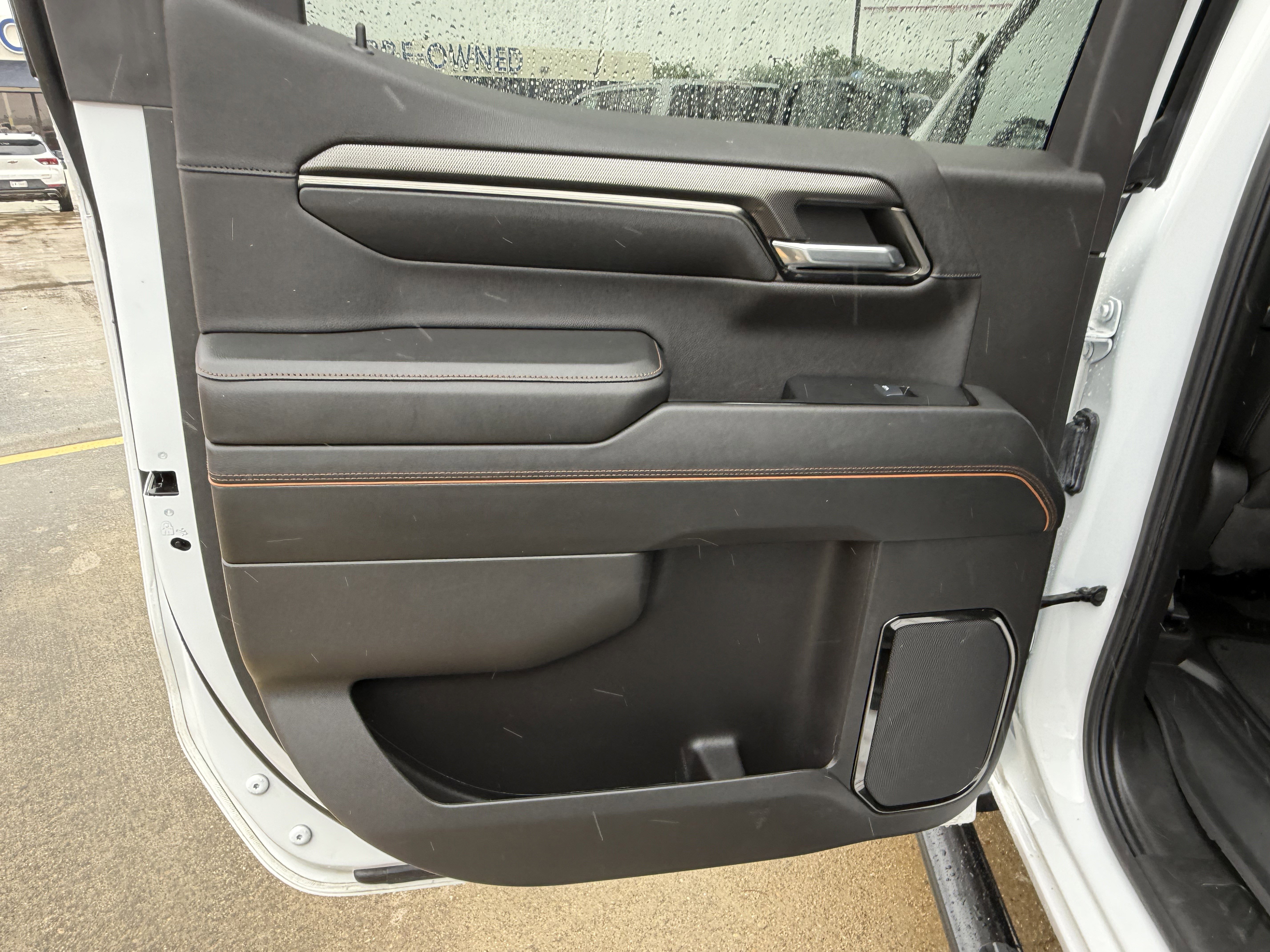 Used 2024 GMC Sierra 1500 AT4 w/ Technology Package image 16