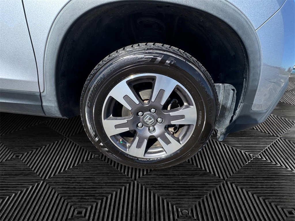Used 2019 Honda Ridgeline RTL-E image 14