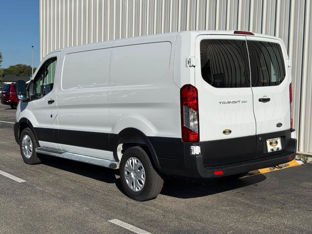 Certified 2025 Ford Transit 250 Low Roof w/ Exterior Upgrade Package RWD image 4