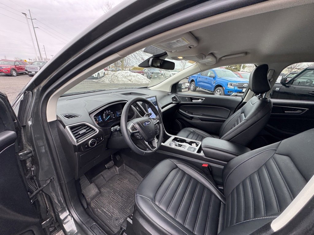 Certified 2024 Ford Edge SEL w/ Convenience Package image 16