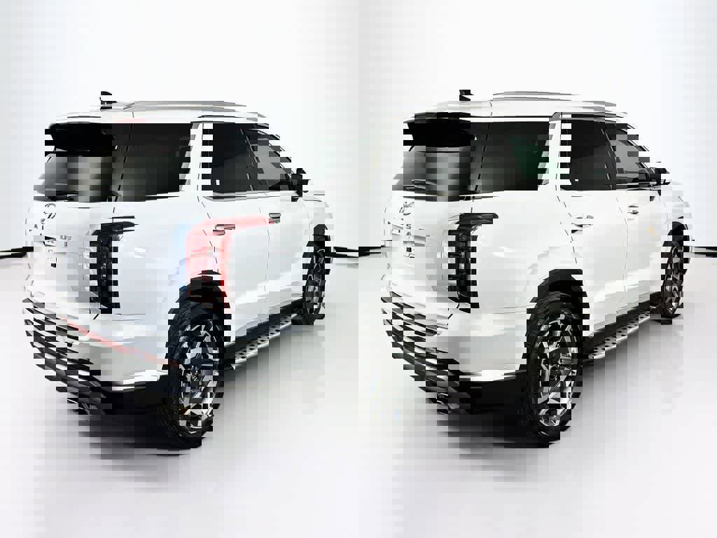 Used 2025 Hyundai Palisade SEL FWD image 23