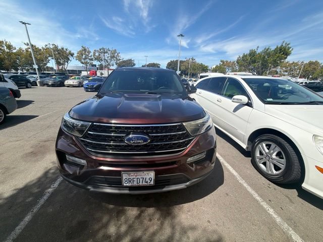 Certified 2020 Ford Explorer XLT AWD/4WD image 2