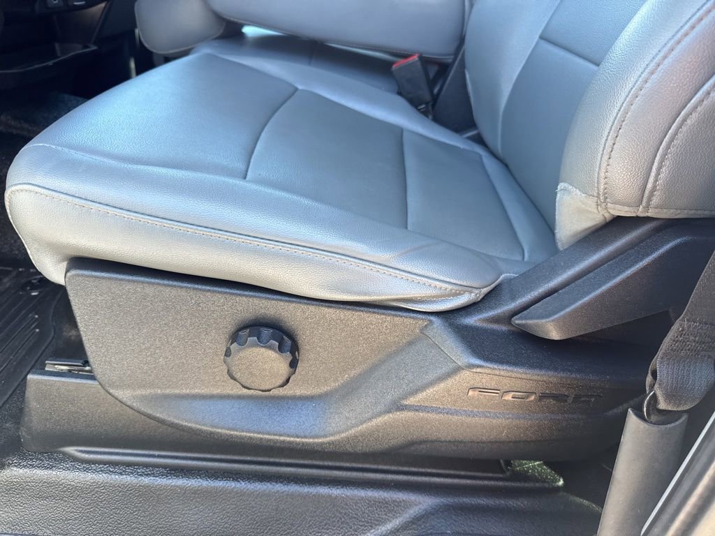 Certified 2023 Ford F250 XL w/ XL Chrome Package image 11