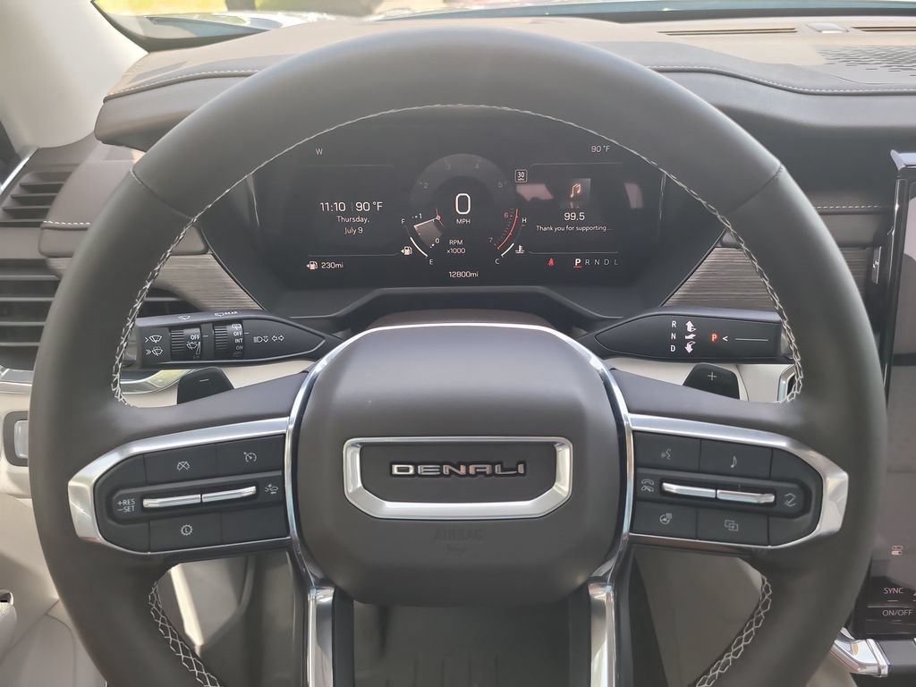 Used 2025 GMC Acadia Denali w/ LPO, Floor Liner Package FWD image 30