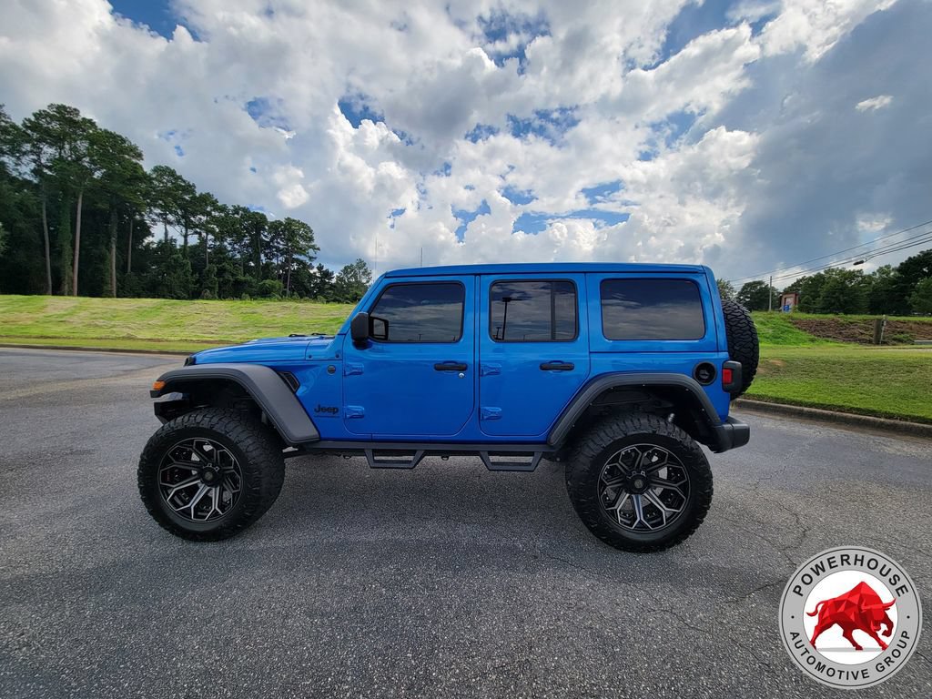 Used 2024 Jeep Wrangler Unlimited Sport AWD/4WD image 2