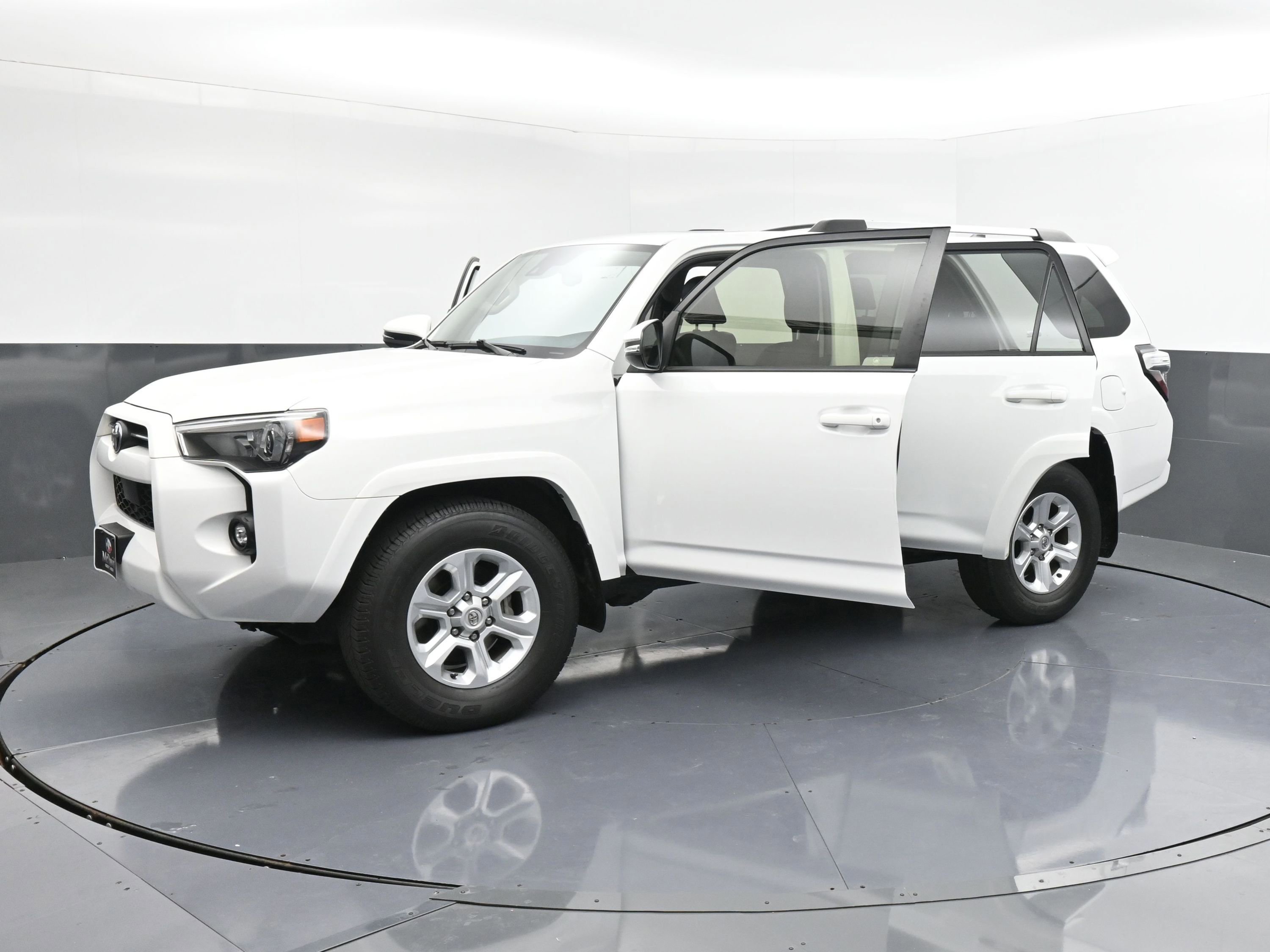Used 2022 Toyota 4Runner SR5 Premium w/ Moonroof Package image 44