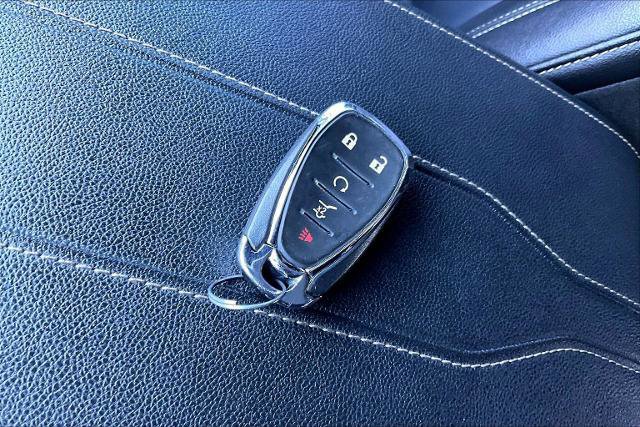 Used 2023 Chevrolet Traverse LT image 16