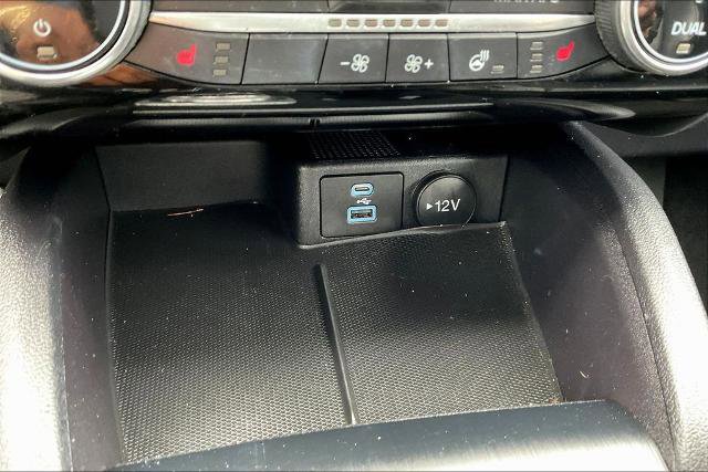 Certified 2022 Ford Escape SEL FWD image 16