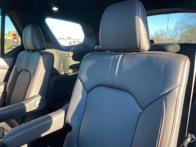 Used 2025 Honda Pilot TrailSport image 29