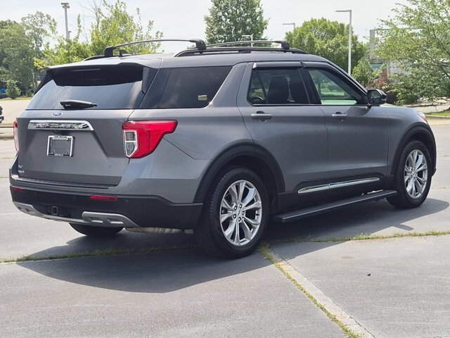 Certified 2023 Ford Explorer XLT w/ Equipment Group 202A RWD image 4