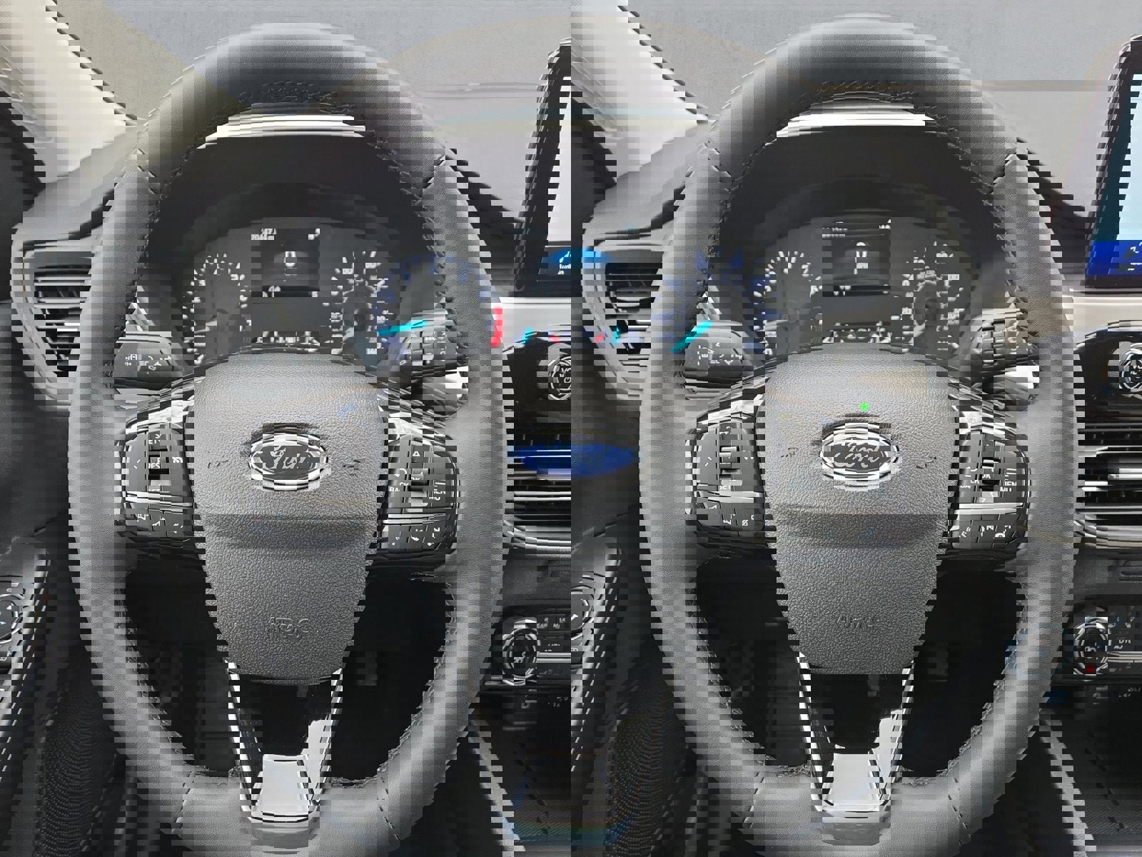 Certified 2022 Ford Escape SE w/ Cold Weather Package image 13