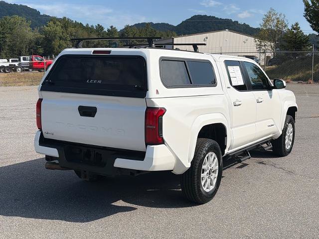 Used 2024 Toyota Tacoma SR5 AWD/4WD image 3