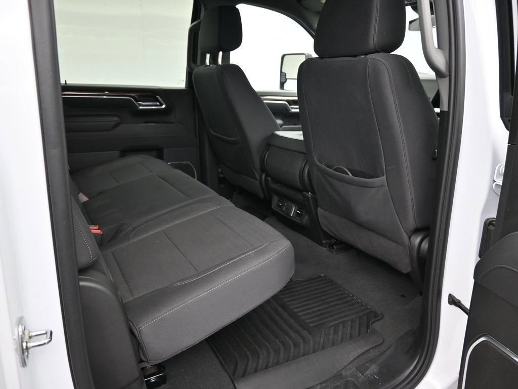 Used 2025 Chevrolet Silverado 2500 LT w/ Convenience Package image 43