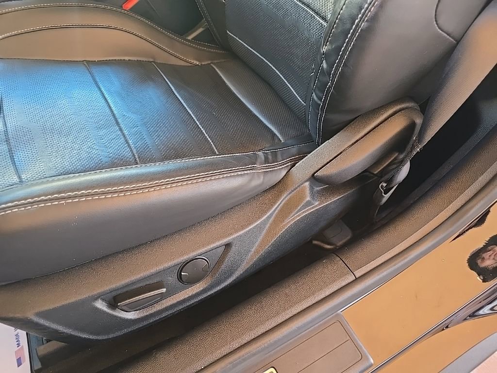 Certified 2022 Ford Mustang GT Premium w/ Equipment Group 401A image 17