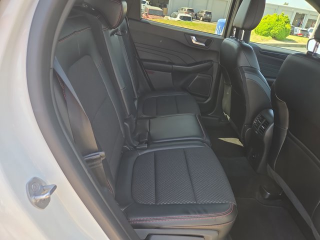 Certified 2024 Ford Escape ST-Line w/ Tech Pack #1 FWD image 15