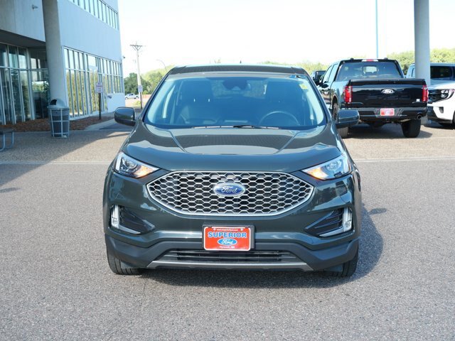 Certified 2024 Ford Edge SEL w/ Convenience Package AWD/4WD image 2