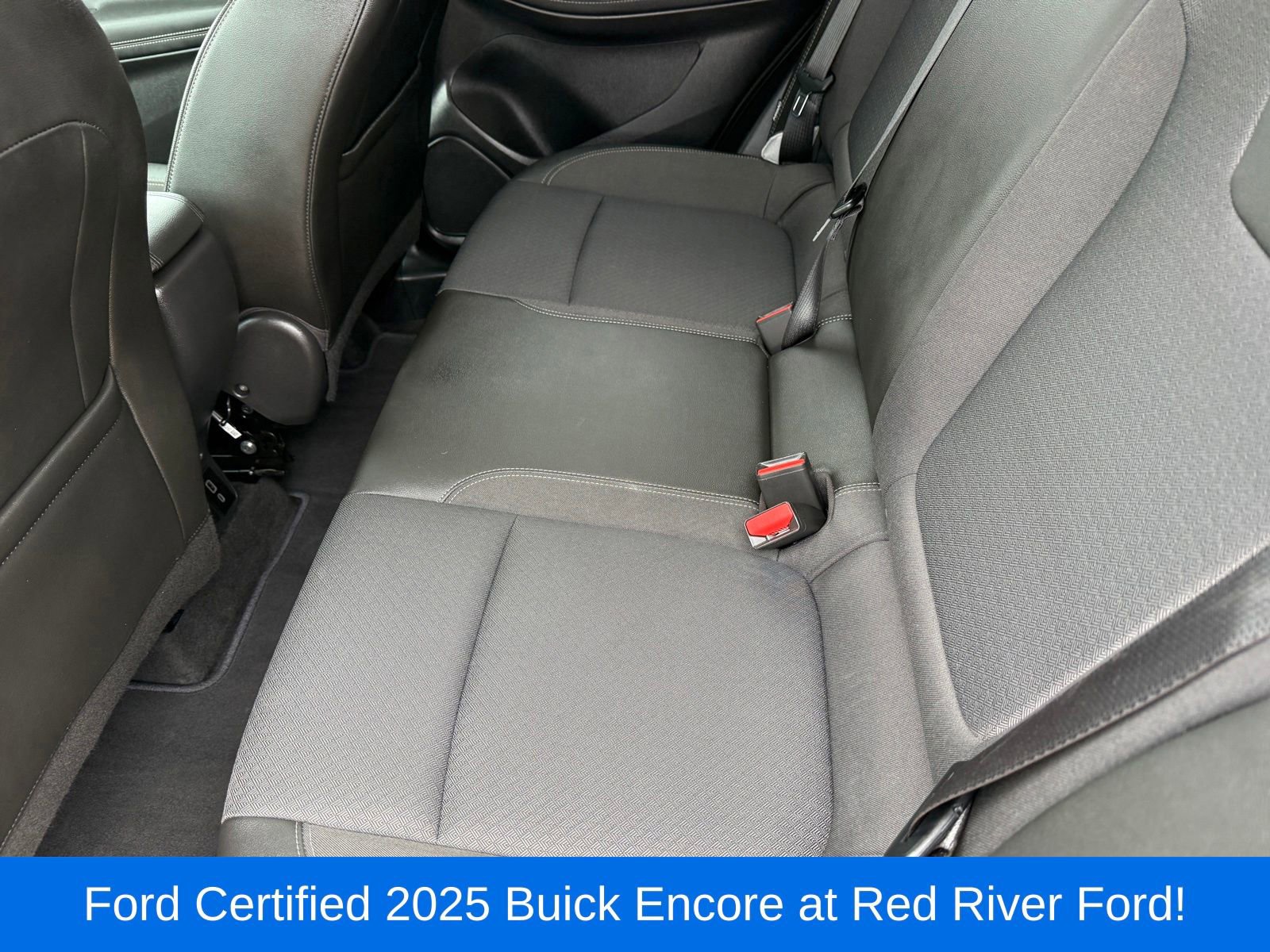 Used 2025 Buick Encore GX Preferred FWD image 18