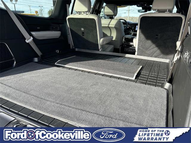 Used 2025 Jeep Wagoneer Series II w/ Convenience Group I image 19