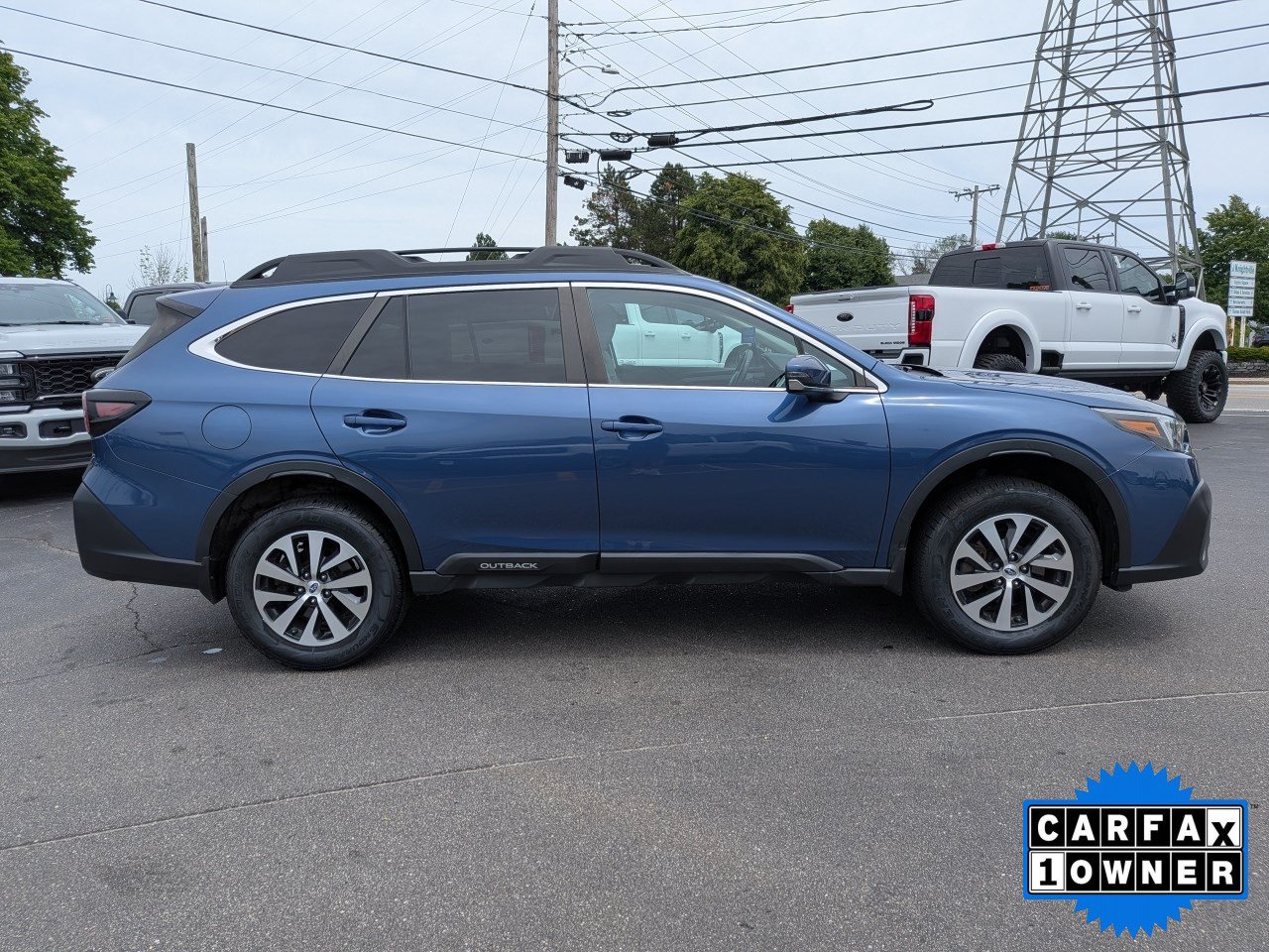 Used 2022 Subaru Outback Premium AWD/4WD image 3