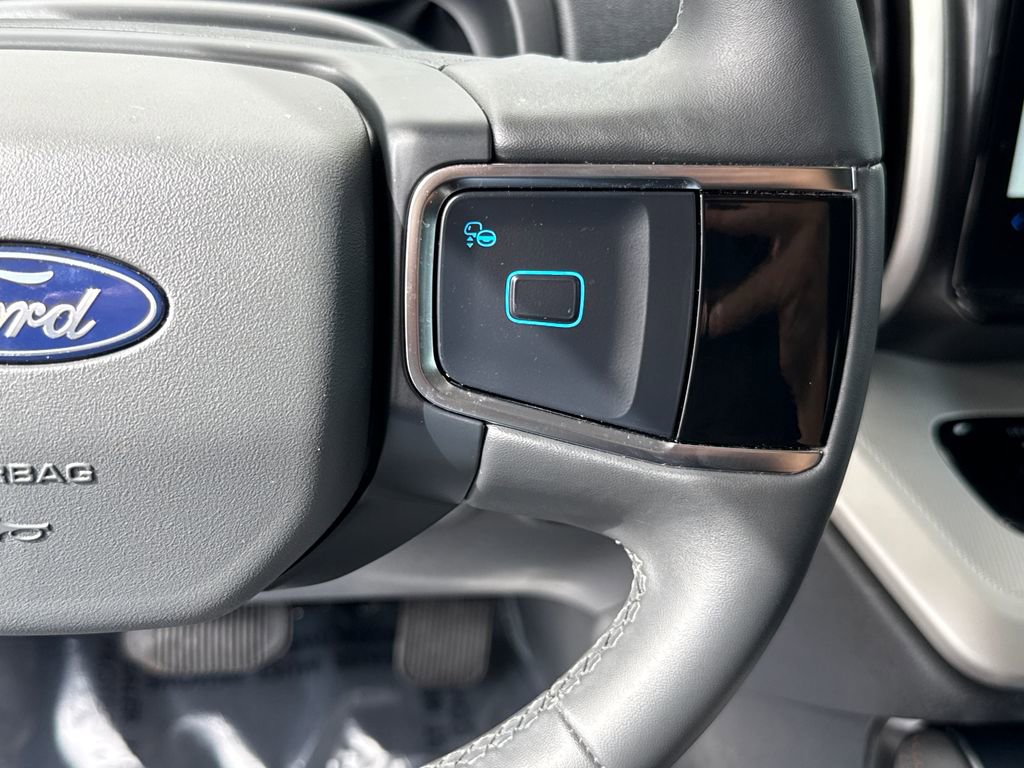 Certified 2025 Ford Expedition Active RWD image 16