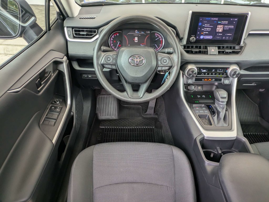 Used 2024 Toyota RAV4 LE FWD image 17