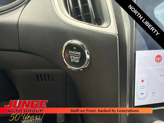 Certified 2024 Ford Edge SEL w/ Convenience Package AWD/4WD image 19