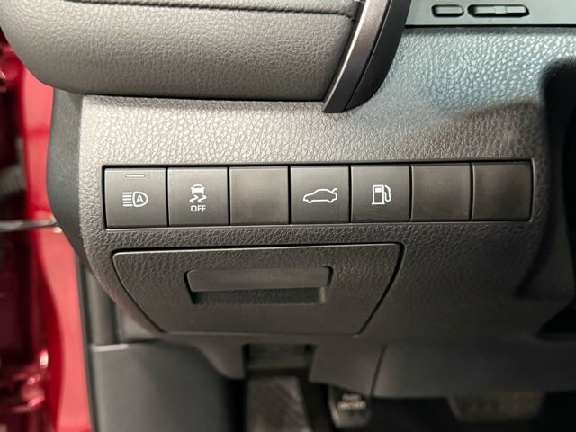 Used 2018 Toyota Camry SE w/ Moonroof Package image 14