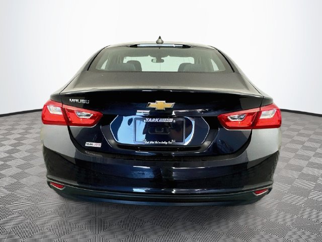 Used 2022 Chevrolet Malibu LS FWD image 9