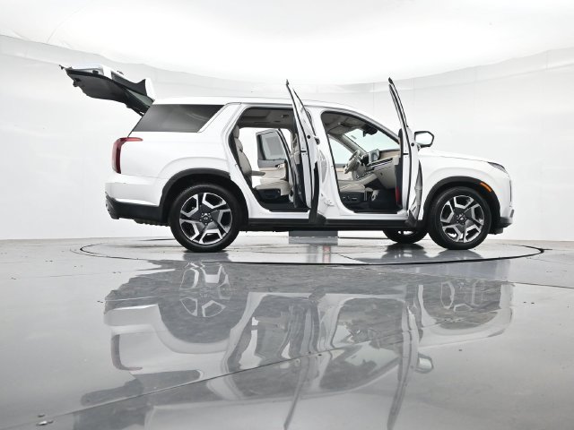 Used 2024 Hyundai Palisade Limited FWD image 56