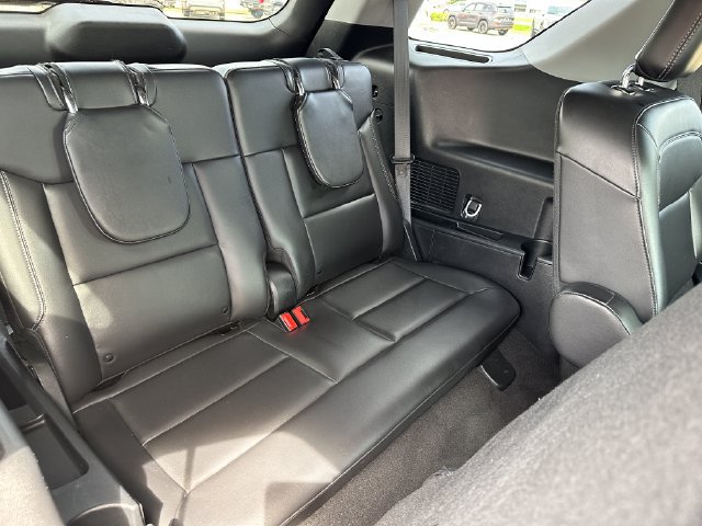 Certified 2023 Ford Explorer XLT w/ Equipment Group 202A AWD/4WD image 10