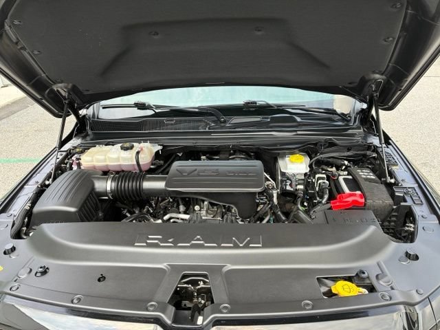 Used 2025 RAM 1500 Tradesman w/ Night Edition AWD/4WD image 23