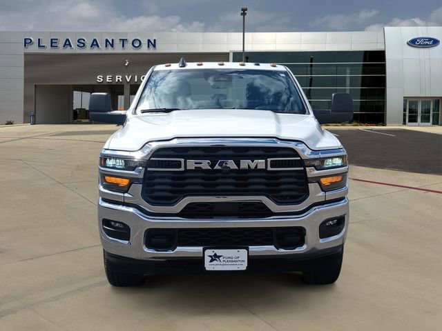 Used 2025 RAM 2500 Tradesman w/ Chrome Appearance Group image 8