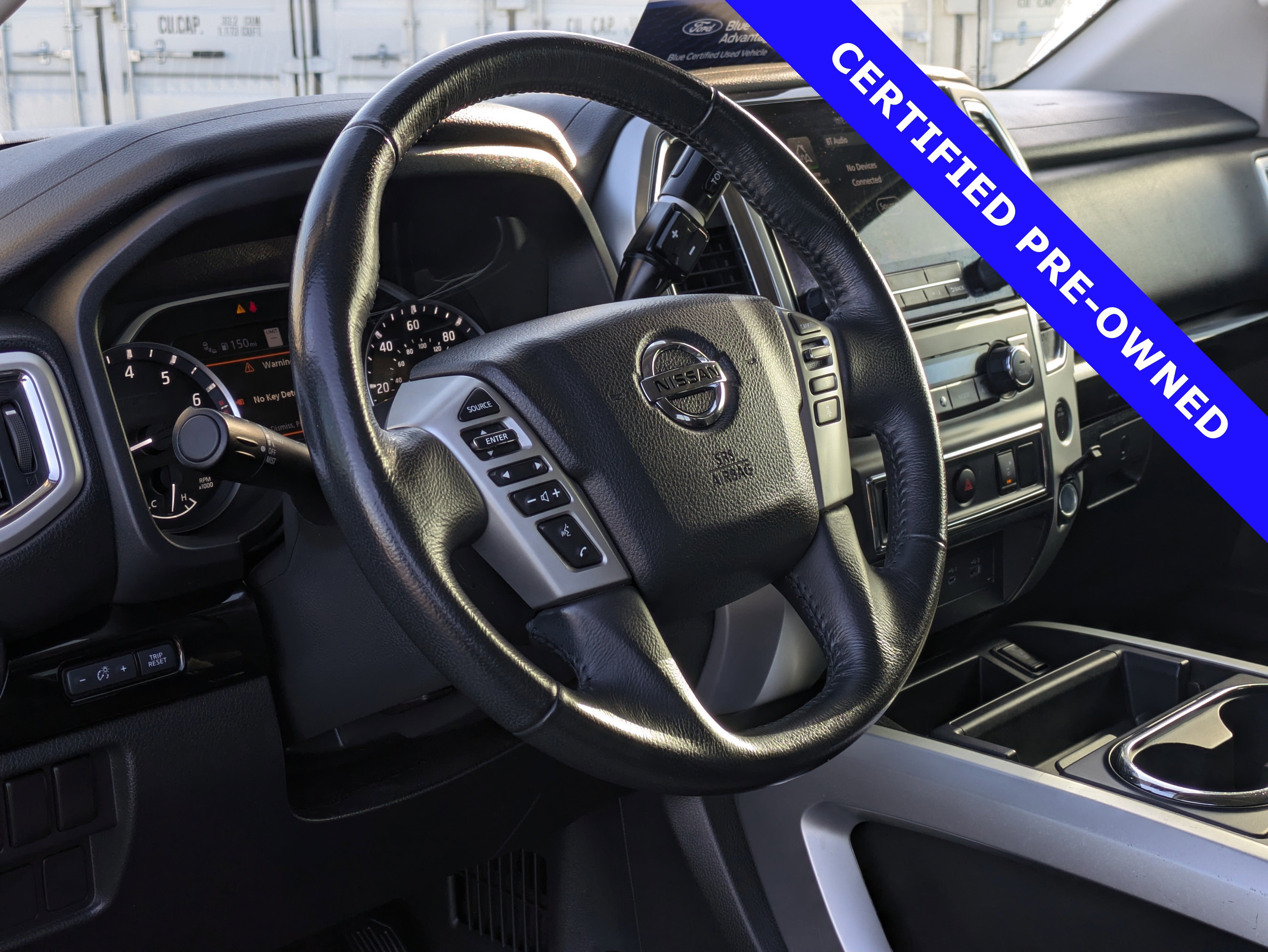 Used 2021 Nissan Titan SV w/ SV Convenience Package image 21